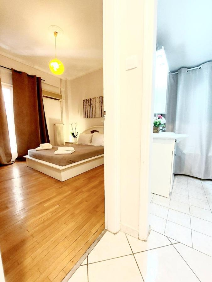 Lovely Equipped Apartment In Kallithea Atenas Exterior foto
