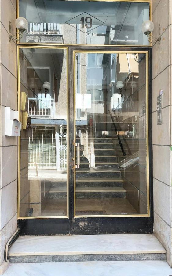 Lovely Equipped Apartment In Kallithea Atenas Exterior foto