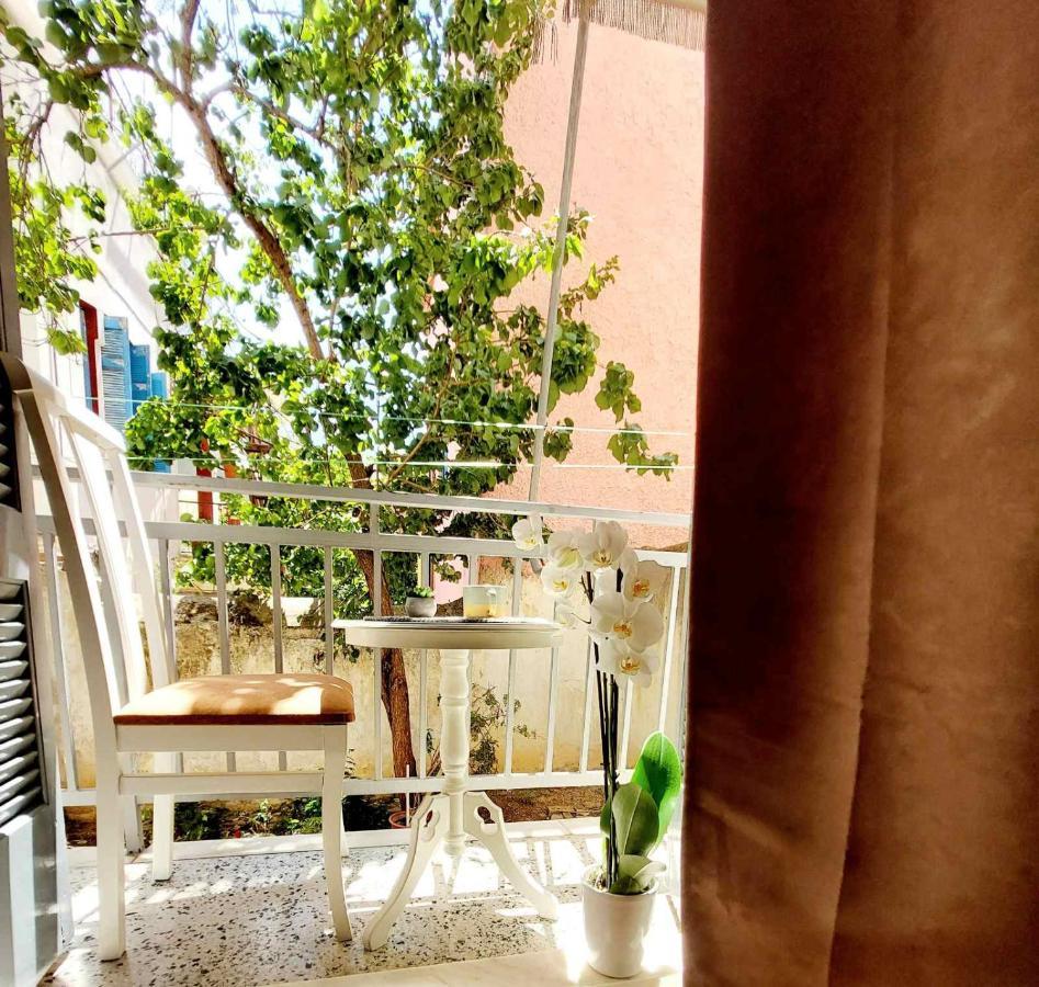 Lovely Equipped Apartment In Kallithea Atenas Exterior foto