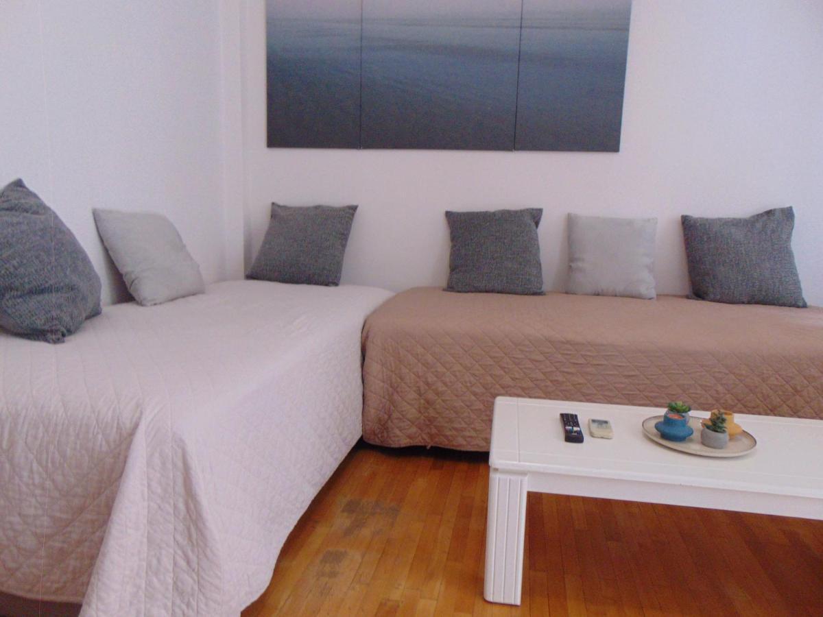 Lovely Equipped Apartment In Kallithea Atenas Exterior foto